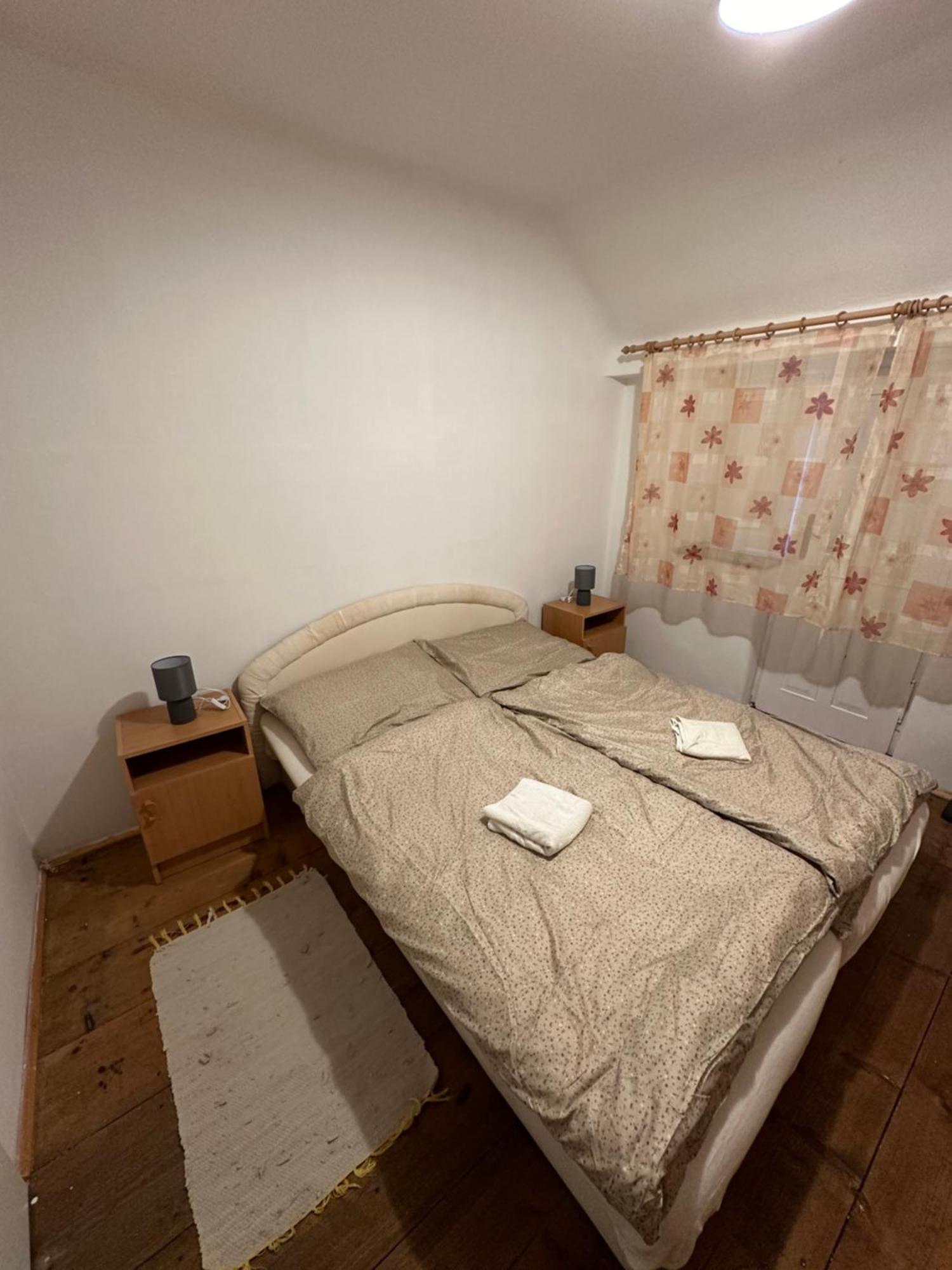 Apartment Dehtare Екстериор снимка