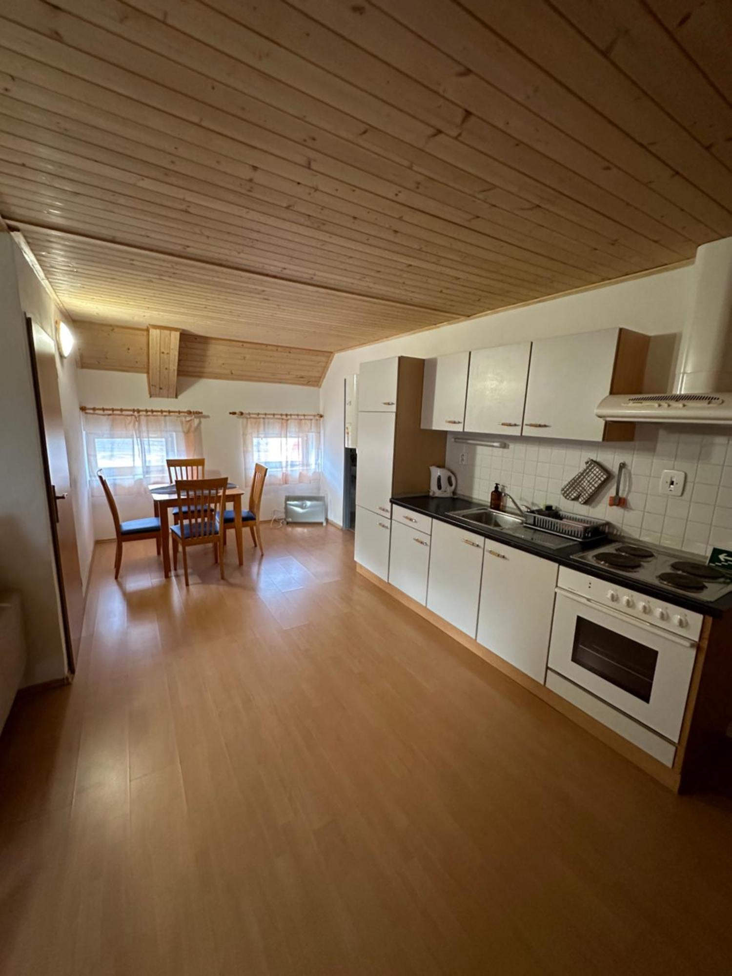 Apartment Dehtare Екстериор снимка